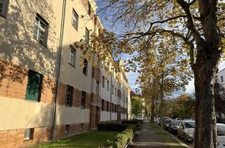 Wohnung mieten in Heimteichstr. 44, 04179 Leutzsch, Moderne 2-Raumwohnung mit Echtholzparkett, Wanne und Loggia zum grünen Innenhof