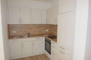 Wohnung mieten in Leisniger Straße, 04746 Hartha, Hochwertige 2-Zimmer-Wohnung mit Loggia, Einbauküche & ebenerdiger Dusche * Betreutes Wohnen möglich