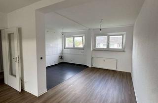 Wohnung mieten in Hölderlinstraße 10, 47226 Rheinhausen-Mitte, helle 2 Zimmerwohnung mit Balkon*