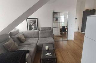 Wohnung mieten in Freisinger Strasse, 85737 Ismaning, 3-Zimmer Dachgeschosswohnung saniert m. Balkon, WG möglich, 2.OG