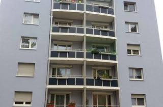 Wohnung mieten in Münsterberger Str., 90473 Langwasser, 3-Zimmer-Wohnung mit Balkon (san./4.OG ohne Aufzug) für Paar oder Familie zu vermieten