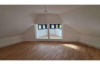 Wohnung mieten in Boppstr. 72, 55118 Neustadt, Erstbezug nach Sanierung! Zentral gelegene 4-Zimmerwohnung im Dachgeschoss (ohne Aufzug)