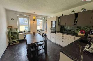 Wohnung mieten in August-Bebel-Straße 125, 08344 Grünhain-Beierfeld, Großzügige 5-Raum-Wohnung mit Garage und Garten zu vermieten