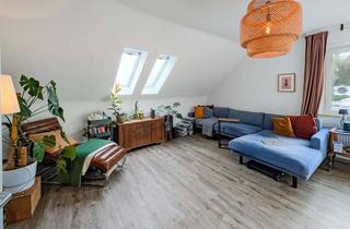 Wohnung mieten in 44267 Holzen, 2,5-Zimmer-Dachgeschosswohnung in Dortmund-Holzen – 76 m² – Balkon mit Blick ins Grüne
