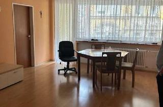 Wohnung mieten in 53111 Bonn, Helle und gut geschnittene 3-Zimmer Wohnung mit 2 Balkonen