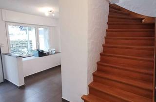 Wohnung mieten in Steinhaldenweg 13, 71134 Aidlingen, Haus mit großem Garten: 150m² Wohnfläche mit Garage, Garten, Balkon, Terrasse in Südhanglage