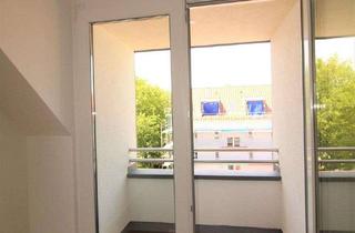 Wohnung mieten in Eduard-Flach-Str. 22, 87700 Memmingen, Hell und Modern! 2-Zimmer-Dachgeschosswohnung mit Balkon