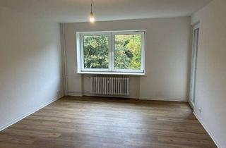 Wohnung mieten in Pillauer Str., 24149 Neumühlen-Dietrichsdorf, 4-Raumwohnung mit Gäste-WC und Balkon