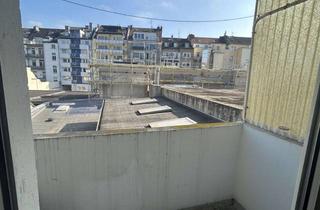 Wohnung mieten in Kaiserswerther Straße 15, 40477 Pempelfort, 3-Zimmer-Wohnung mit Balkon in Pempelfort – 12 Monate