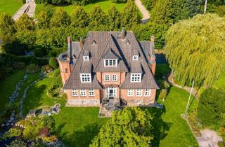 Wohnung mieten in Thiessensweg 18, 24837 Schleswig, Moderne 2 Zi. Wohnung in repräsentativer Villa auf parkähnlichem Grundstück