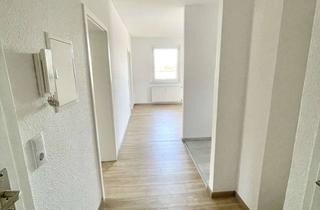 Wohnung mieten in Bahnhofstraße 18b, 06766 Bitterfeld-Wolfen, Schöne 3-Raum--Wohnung