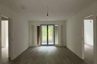 Wohnung mieten in Henny-Porten-Straße, 12627 Hellersdorf, Super geräumige Familienwohnung mit Wannenbad, Gästebad und Wintergarten!