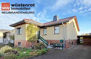 Haus kaufen in 17087 Altentreptow, EINFACH NUR TOP: WOHNEN AUF EINER EBENE MIT EINBAUKÜCHE + KAMINOFEN + ZWEI BÄDER + TERRASSE + GARAGE