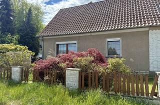 Haus kaufen in 15306 Seelow, MEGA PREIS – DHH mit 2.187 m² großen Grundstück zum sanieren!