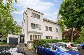 Haus kaufen in 60325 Frankfurt, FRANKFURT-WESTEND | Dreifamilienhaus auf großem Grundstück