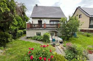 Einfamilienhaus kaufen in 01477 Arnsdorf, Einfamilienhaus mit Einliegerwohnung in grüner Lage von Arnsdorf