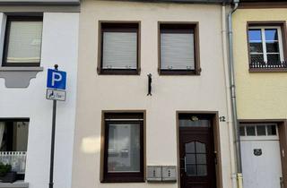 Einfamilienhaus kaufen in Margeretenstrasse 12, 47809 Linn, Linn: historische Altstadt! Aussergewöhnliches Einfamilienhaus, viele Nutzungsmöglichkeiten! Garage!