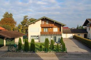 Haus kaufen in 83339 Chieming, Gepflegtes Zweifamilienhaus in Chieming