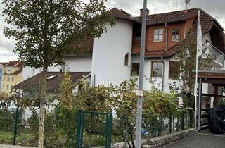Haus kaufen in 65510 Idstein, Großzügiges 3 Familienhaus mit großem Garten