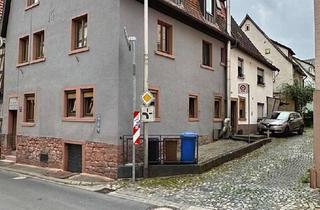 Haus kaufen in 97794 Rieneck, Gepflegtes Haus mit Küche. Das Erdgeschoss ist Rollstuhlgerecht