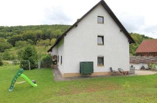 Einfamilienhaus kaufen in 91362 Pretzfeld, Freistehendes Einfamilienhaus auf 2.300 m² Grundstück
