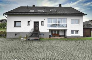 Haus kaufen in 53949 Dahlem, Mehrgenerationenhaus mit Garagen in Dahlem