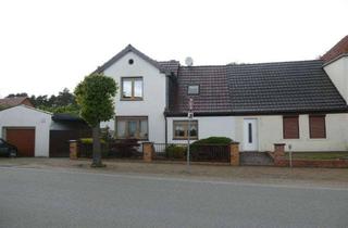Haus kaufen in 16775 Stechlin, Grundstück mit Doppelhaus, Ferienwohnung, Stall, Partyscheune und Schwimmteich - 500 m zum Roofensee