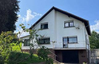Haus kaufen in 66822 Lebach, 1 km bis LEBACH : 1 - 2 FH mit POTENTIAL in RANDLAGE mit 3236 m² GRUNDSTÜCK !