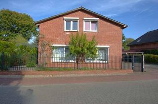 Einfamilienhaus kaufen in 25774 Lunden, Großzügiges Einfamilienhaus in Lunden mit viel Platz zum Wohnen