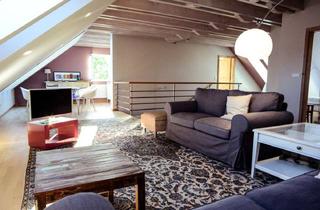 Immobilie mieten in 85402 Kranzberg, WOHNEN AUF ZEIT: ATTRAKTIVE, MÖBLIERTE 3-Zi.-Mansarden-Whg.