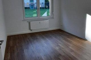 Wohnung mieten in Lortzingstr. 45, 09119 Chemnitz, 3-Raum-Wohnung im Erdgeschoss mit Balkon auf dem Kapellenberg