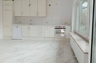 Wohnung mieten in 63263 Neu-Isenburg, Helle, großzügige 4-Zimmer Wohnung mit Balkon und Einbauküche in Top Lage ruhig, aber zentral