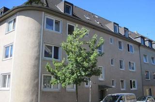 Wohnung mieten in Heißener Straße 52, 45468 Eppinghofen, Vogelnest in schöner Lage: günstige 2-Zi.-DG mit großer Küche-; 2er WG geeignet