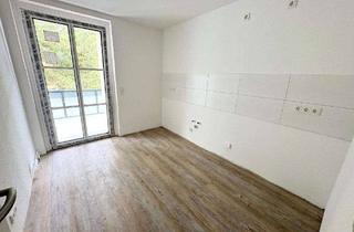 Wohnung mieten in Th.-Müntzer-Str., 38820 Halberstadt, Erstbezug nach Sanierung! 3 Zimmer Wohnung mit Dusche und zwei Balkonen!