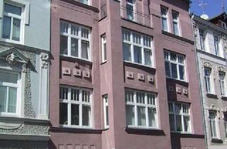 Wohnung mieten in Feldstr., 18057 Kröpeliner Tor-Vorstadt, 4-Raumwohnung in der KTV mit Designboden, Einbauküche, Duschbad, Balkon + Terrasse und Stellplatz.!!