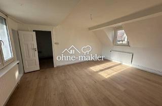 Wohnung mieten in 45657 Recklinghausen, Charmante 3-Zimmer-Dachgeschosswohnung in historischem Fachwerkhaus - Steinstraße 11, Recklinghausen