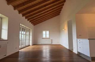 Wohnung mieten in 83362 Surberg, Frisch renovierte 3 Zimmer Luxuswohnung mit Traumblick nach Süd -Westen