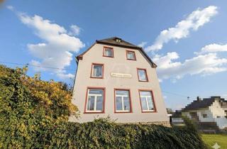 Gewerbeimmobilie kaufen in 54497 Morbach, Alte Dorfschule: Außen Geschichte, innen Zukunft.