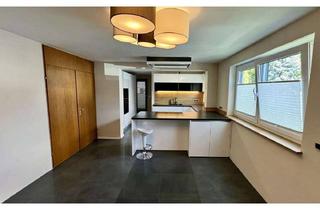 Einfamilienhaus kaufen in 68766 Hockenheim, Nähe Wasserturm! Freistehendes Einfamilienhaus mit Einliegerwohnung und hochwertiger Einbauküche