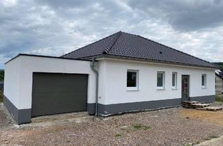 Haus kaufen in Am Scharfenberg, 66687 Wadern, *66_3*Wadern-Steinberg*Grundstück und Bungalow - Ihr Traum vom Eigenheim*120m² Wfl*500m² Grdst*