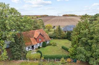 Haus kaufen in 30539 Wülferode, Wohnhaus mit historischem Charakter und einzigartigem Baugrundstück