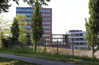 Büro zu mieten in 24783 Osterrönfeld, Bei Rendsburg: 1-A Kanalblick, repräsentative Büroflächen! OTTO STÖBEN!
