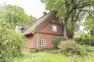 Einfamilienhaus kaufen in 27449 Kutenholz, Kutenholz - Viel Platz & Potenzial: Ein- oder Zweifamilienhaus mit großer Scheune in Kutenholz