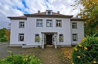 Villa kaufen in 07381 Pößneck, Pößneck - Für Eigennutzer und Kapitalanleger - tolle Stadtvilla in bevorzugter Pößnecker Lage