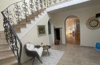 Einfamilienhaus kaufen in 63937 Weilbach, Weilbach - Traumhaftes Einfamilienhaus mit Schwimmbad & Sauna