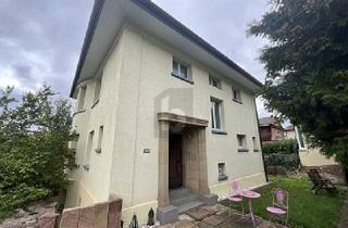 Mehrfamilienhaus kaufen in 75179 Pforzheim, Pforzheim - STADTHAUS FÜR DIE GANZE FAMILIE MIT GARTEN