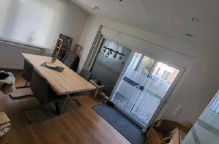 Wohnung kaufen in 47198 Duisburg, Duisburg - Eigentumswohnung 4 Zimmer Duisburg-Homberg in den Haesen