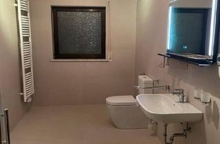 Wohnung kaufen in 66265 Heusweiler, Heusweiler - Grosszügige 4 ZKB Einbauküche in 3 FH in Sackgasse