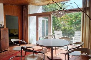 Einfamilienhaus kaufen in 70839 Gerlingen, Gerlingen - Kernsanierungsbedürftig, aber voller Möglichkeiten - Haus in ruhiger Villenlage von Gerlingen