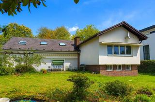 Einfamilienhaus kaufen in 50999 Köln, Köln - Einfamilienhaus auf Südgrundstück großem Potential - Rodenkirchen